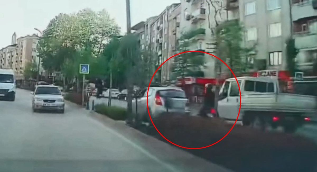 İnegöl'de Yaya Geçidinde Motosiklet Kazası