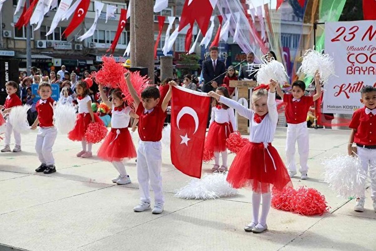 23 Nisan'da belediyeler tatil mi?