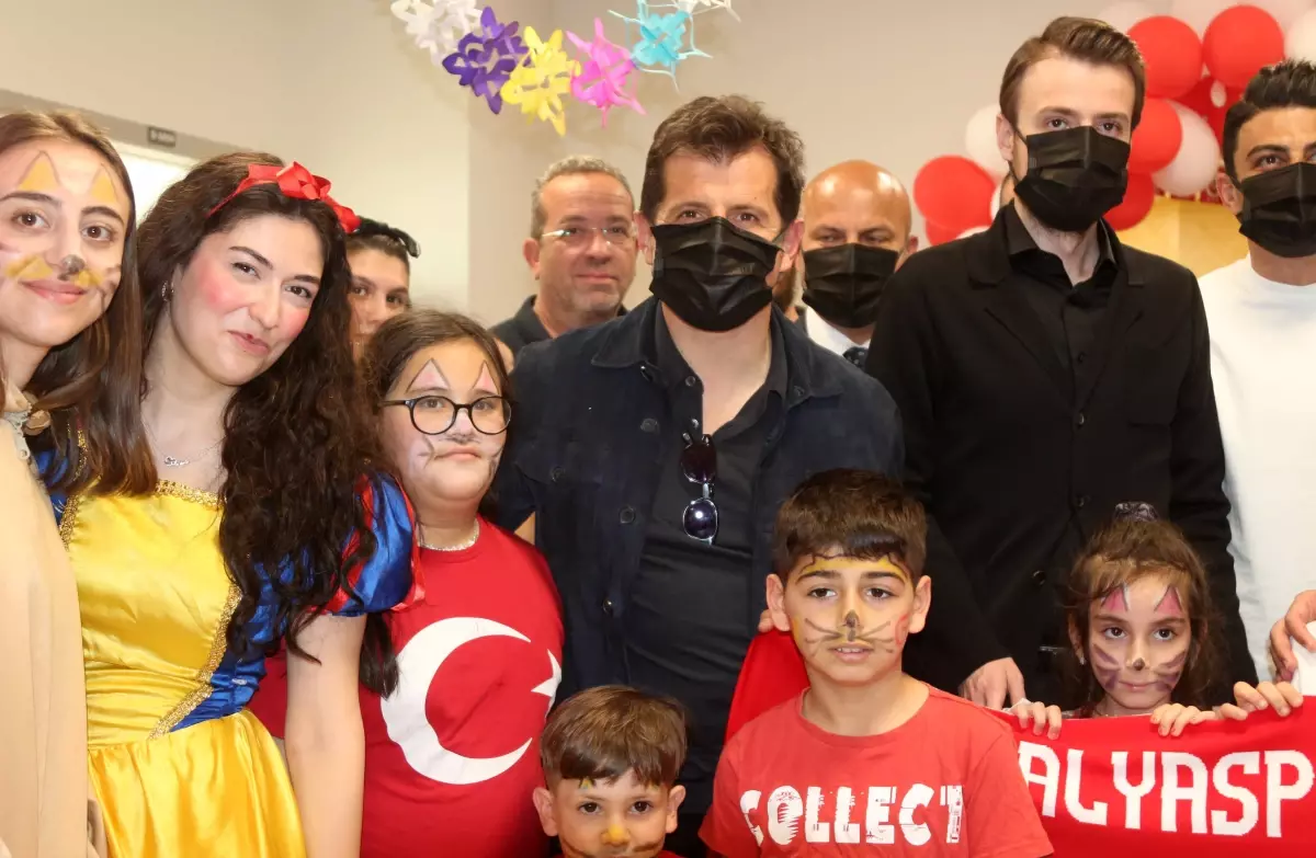 Antalyaspor'dan Tedavi Gören Çocuklara Ziyaret