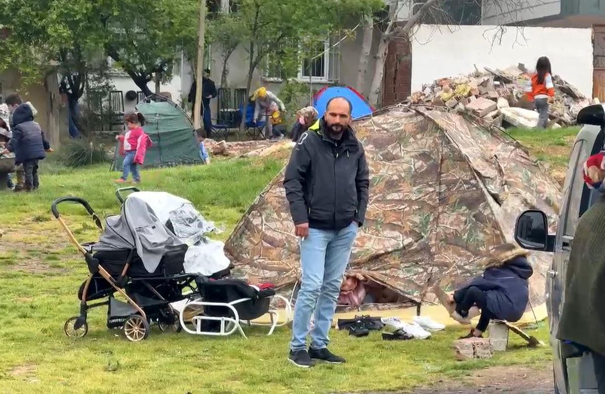 Arnavutköy'de Deprem Panikle Şehir Parkı'na Akın