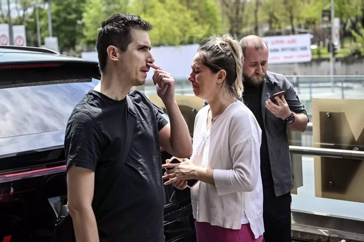 Artçı depremler devam ediyor! 6.2'nin ardından İstanbul beşik gibi