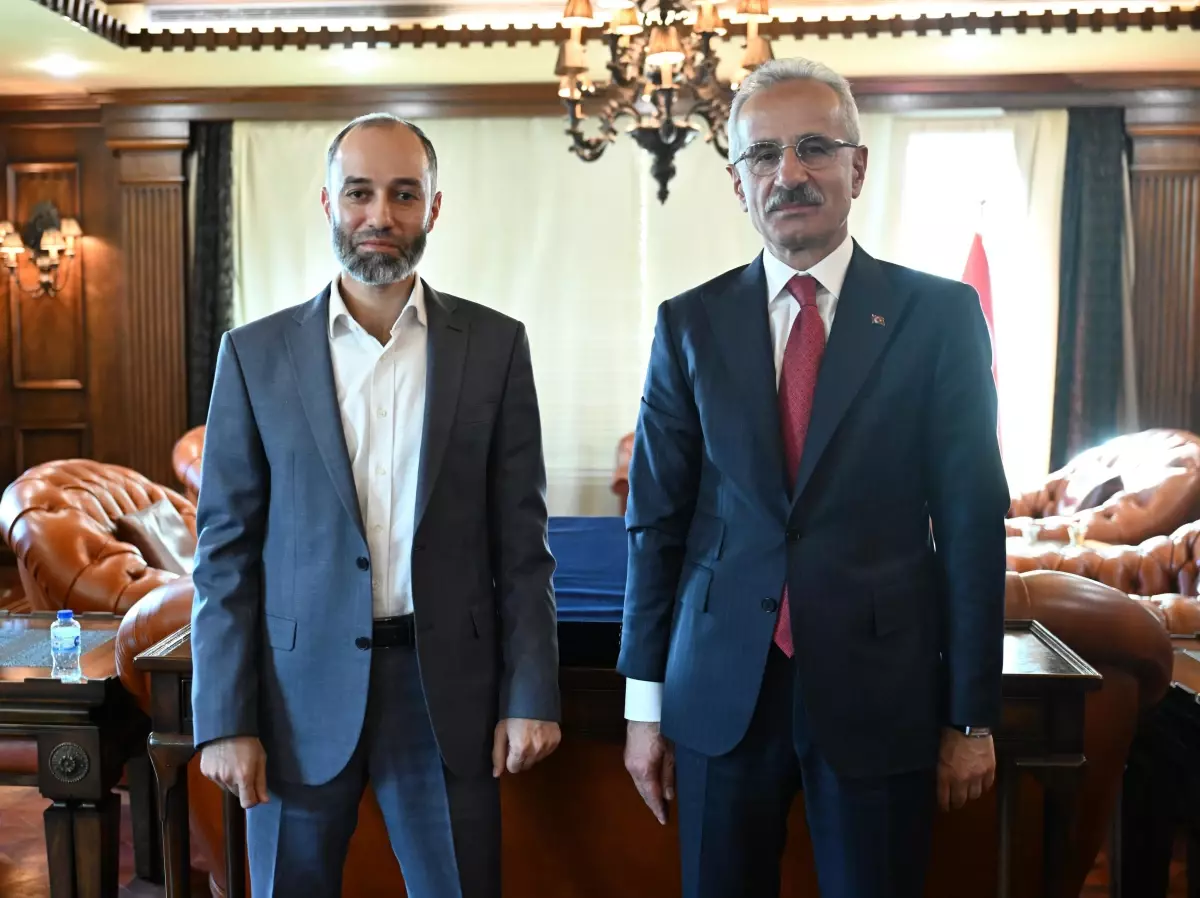 Ulaştırma Bakanı Uraloğlu Şam'da resmi temaslarda bulunuyor