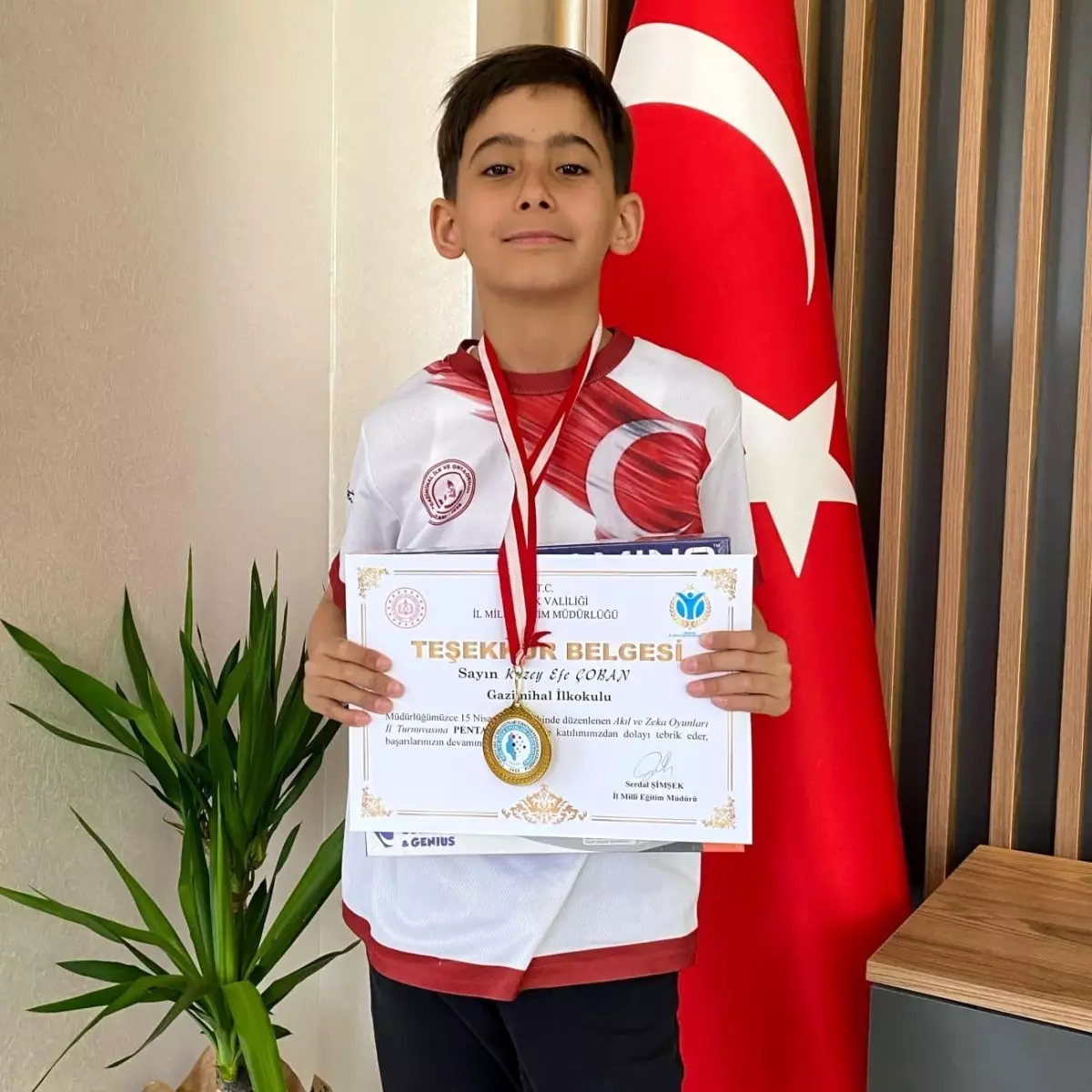 Gazimihal İlk ve Ortaokulu, Akıl ve Zeka Oyunları Turnuvası'nda Türkiye Şampiyonası'na Katılmaya Hak Kazandı