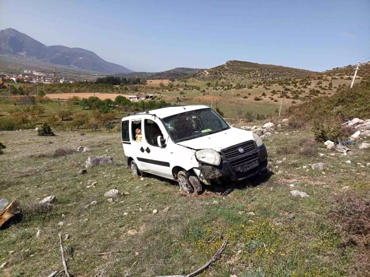 Bilecik'te Trafik Kazası: 2 Yaralı