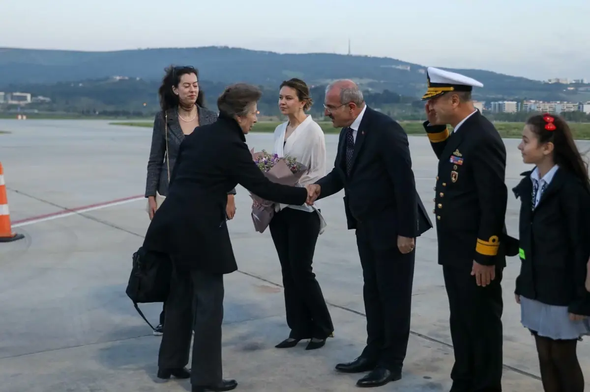 Kraliyet Prensesi Anne, Çanakkale'ye Geldi
