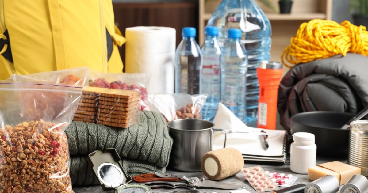 Deprem çantasında ne olmalı? Deprem anında ne yapılmalı?