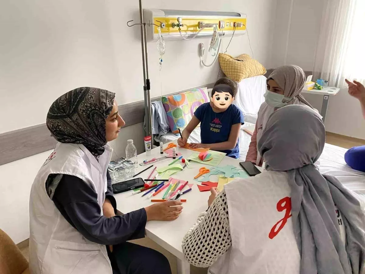 Diyarbakır'da Hastanede Bayram Coşkusu