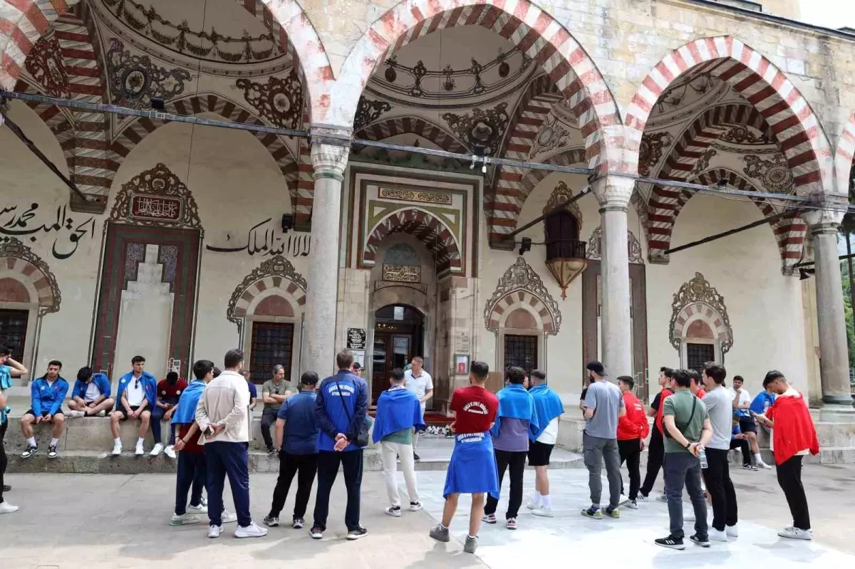 YURTLİG Voleybol Müsabakaları Manisa'da Düzenlendi