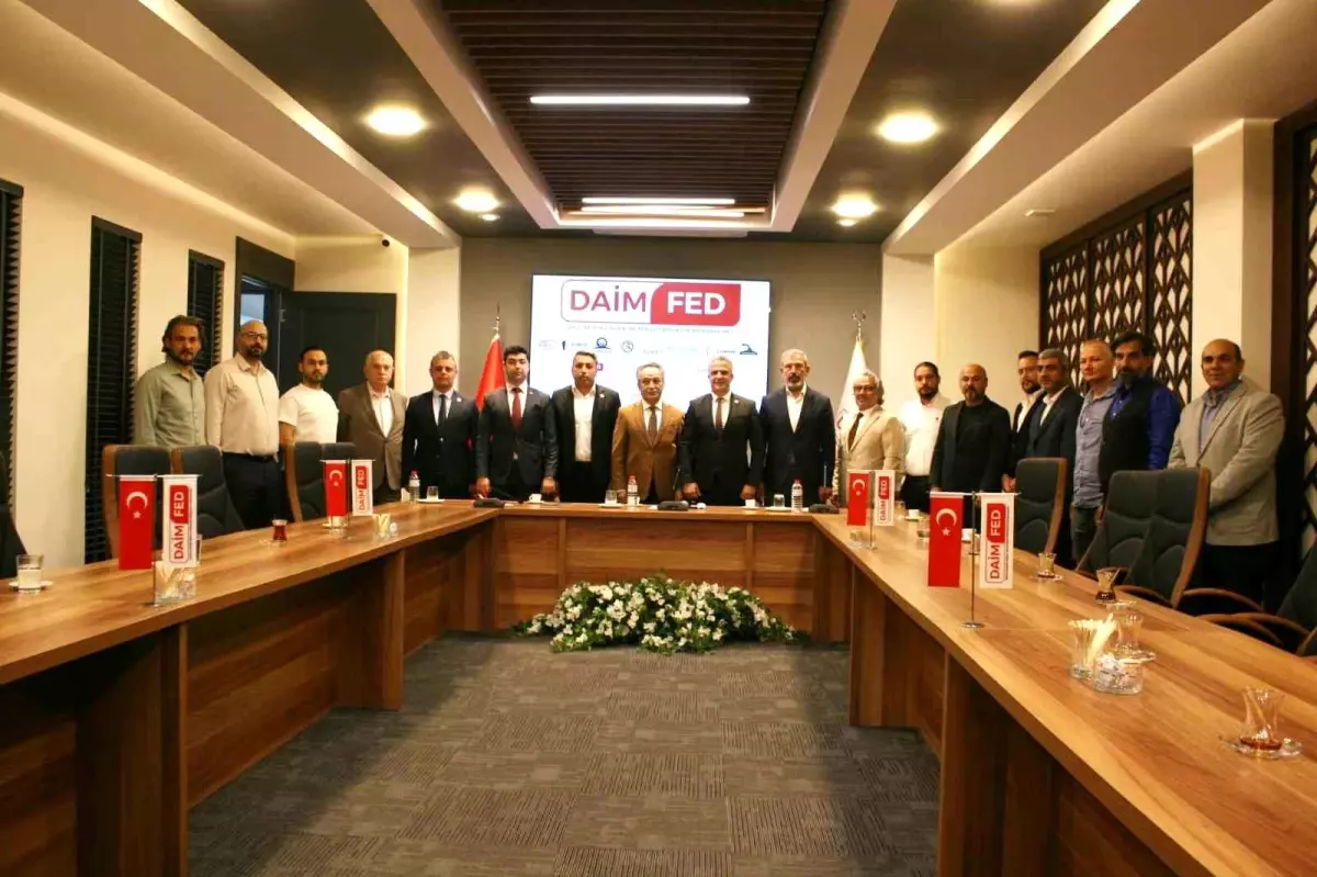 Karslıoğlu: 'Vergi Denetim Kurulu'na hizmetlerinden dolayı müteşekkiriz'