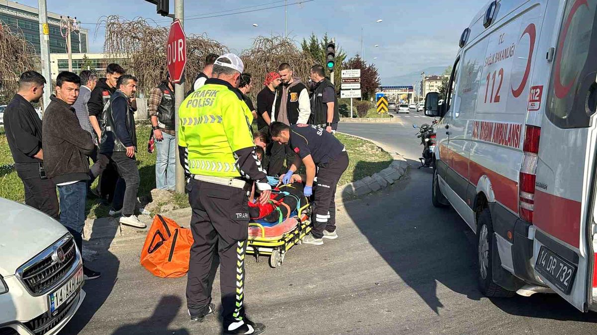 Bolu'da Kırmızı Işık İhlali: Motosiklet Kazası