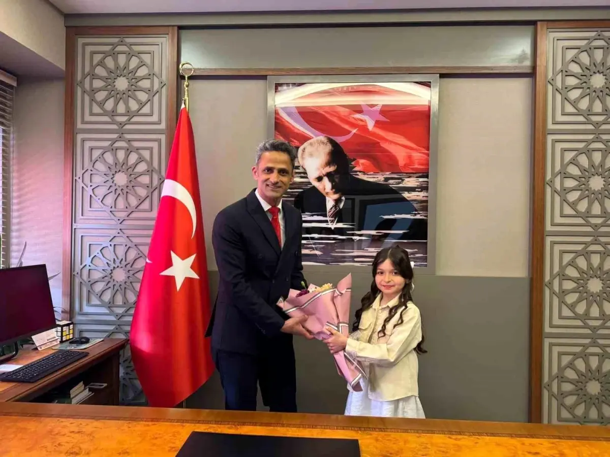 Çaycuma'da 23 Nisan Coşkusuyla Anlamlı Devir Teslim Töreni