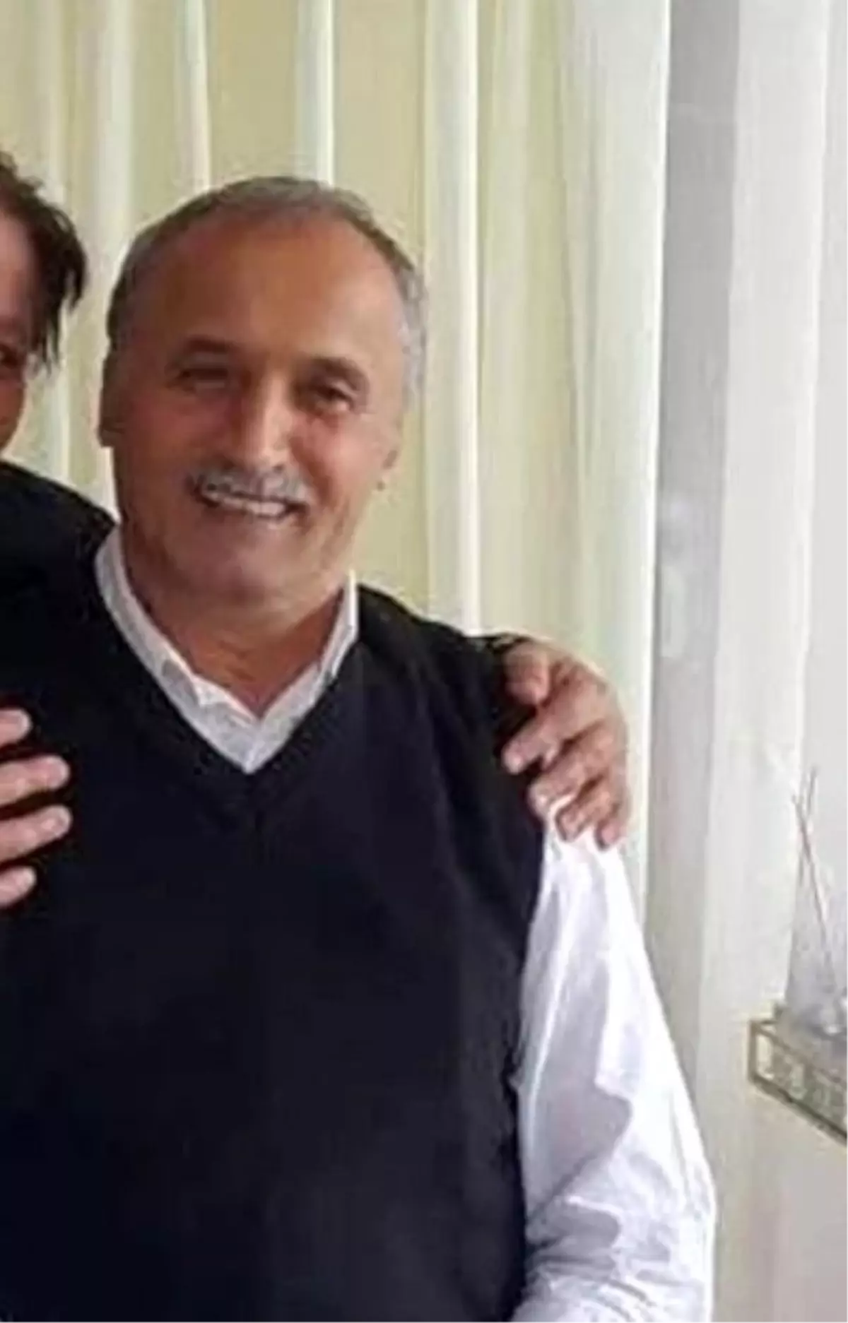 İstanbul'dan Cide'ye Gelen Yaşar Şıvgın, Otobüsten İnerken Fenalaşarak Hayatını Kaybetti