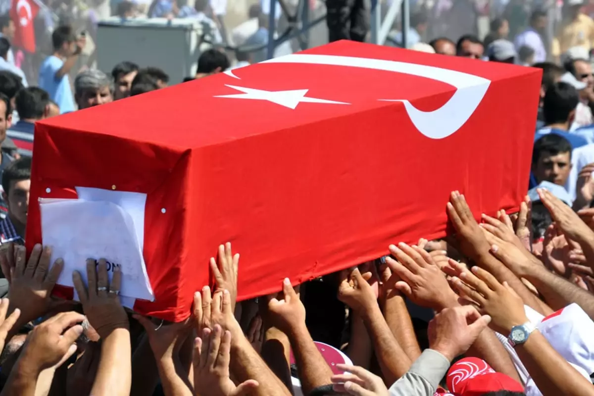Pençe-Kilit bölgesinden acı haber: 1 şehit