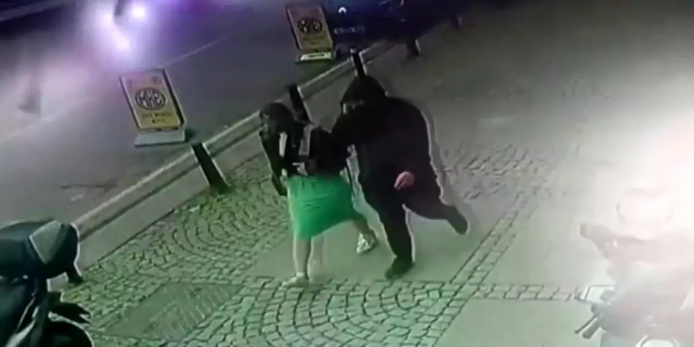 Ümraniye'de 'Polis' Kılığındaki Dolandırıcılar Yakalandı