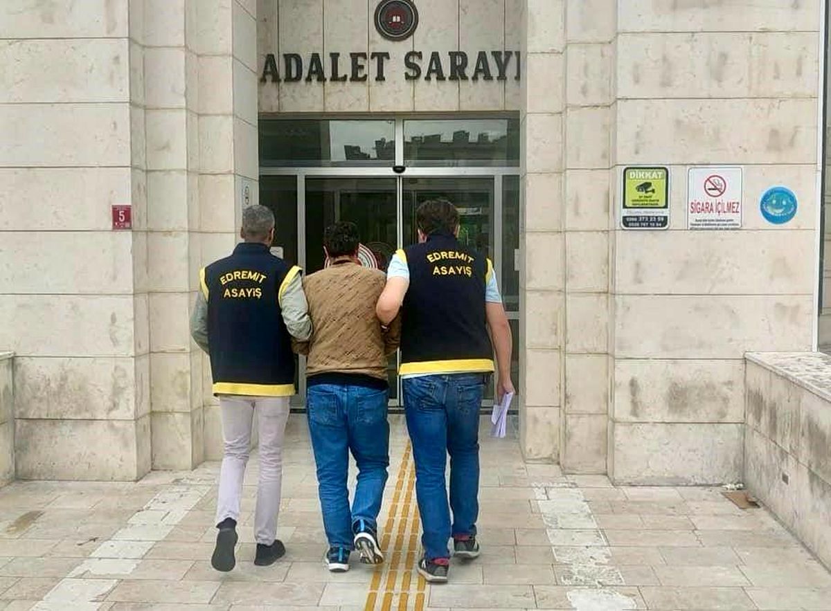 Ağrı'da Cinayet İşleyen Zanlı Edremit'te Yakalandı