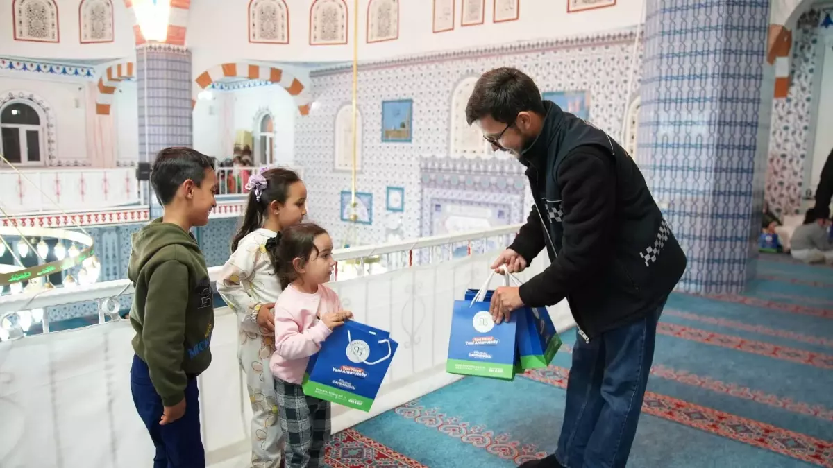 Arnavutköy Belediyesi Depremzedelere Destek Sunuyor