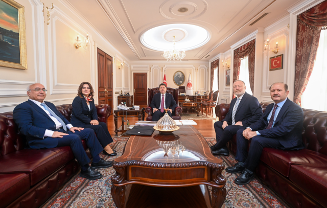 DEM heyetinden sürpriz 'tecrit' çıkışı: Bazı gelişmeler olabilir