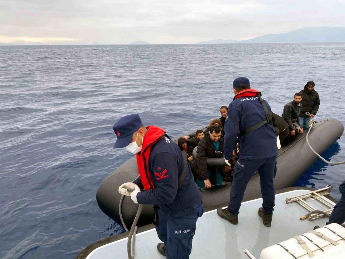 Fethiye'de 19 Düzensiz Göçmen Yakalandı