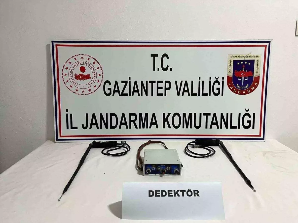 Gaziantep'te Define Kazısına Kaçak Operasyon