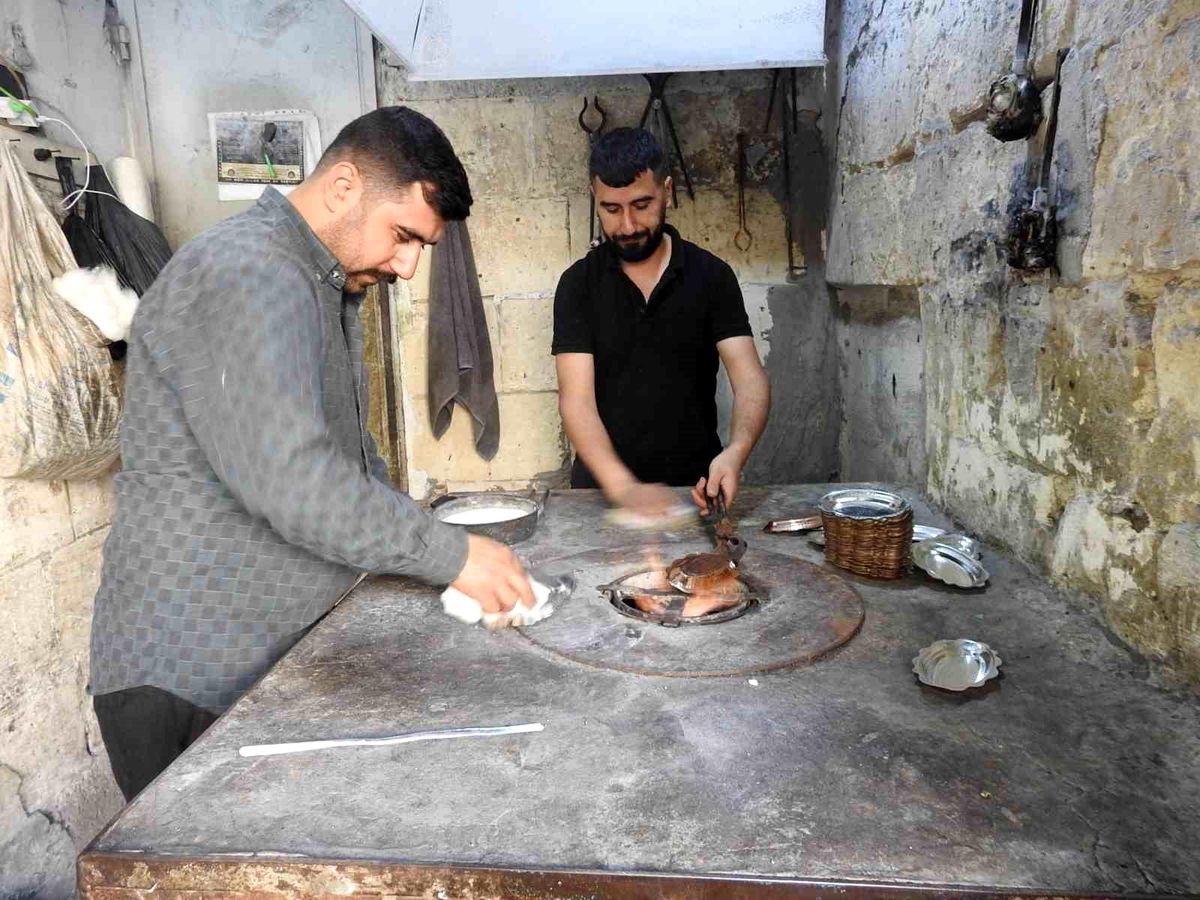 Gaziantep'te Kalaycılık Mesleği Tehlikede: Usta Sayısı Giderek Azalıyor