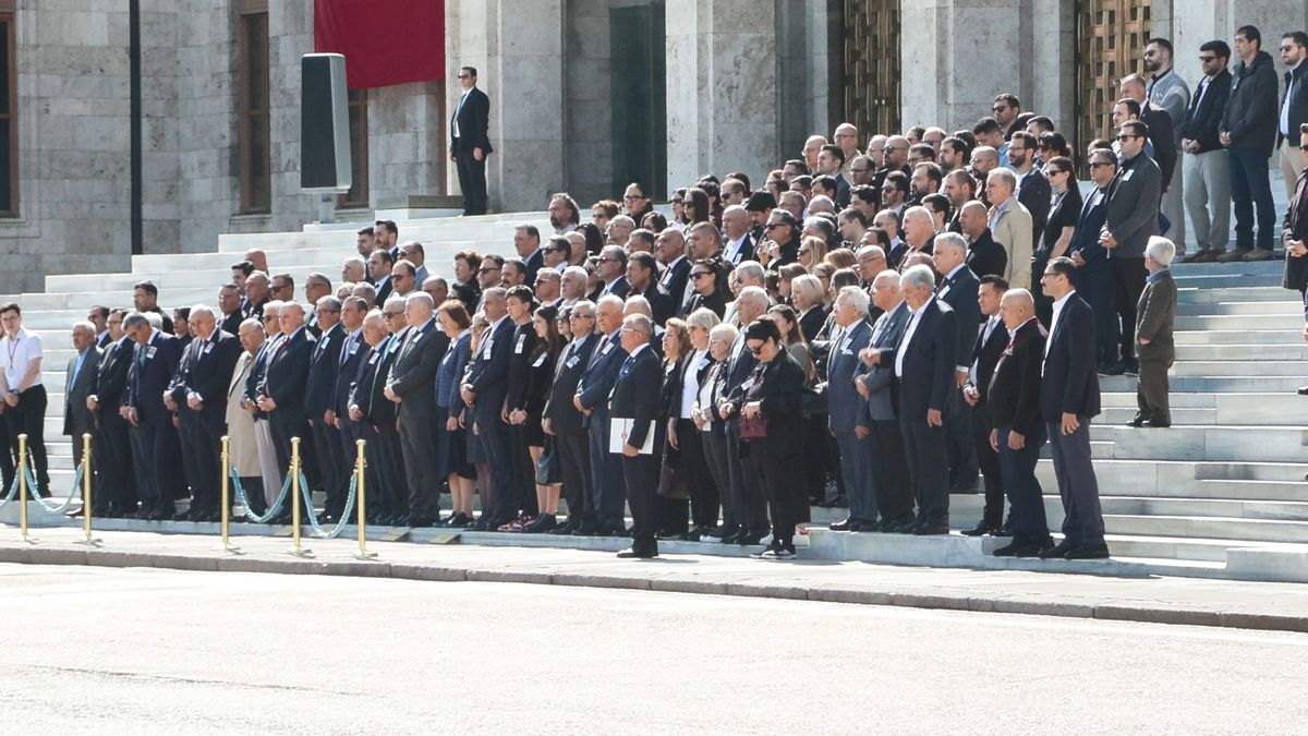 Eski Milletvekili Şen İsmet Turhangil İçin TBMM'de Tören Düzenlendi