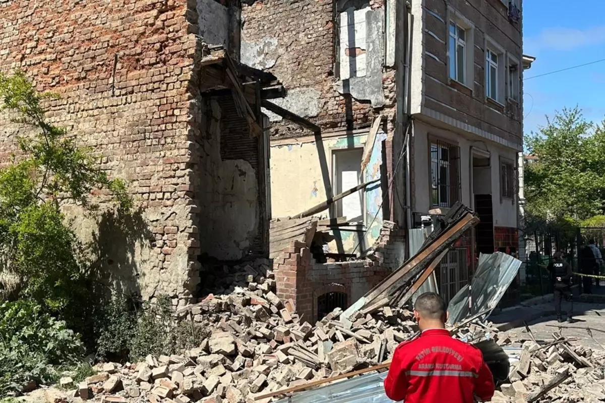 İstanbul'da 83 bina az hasarlı! İşte en çok ihbarın geldiği 3 ilçe