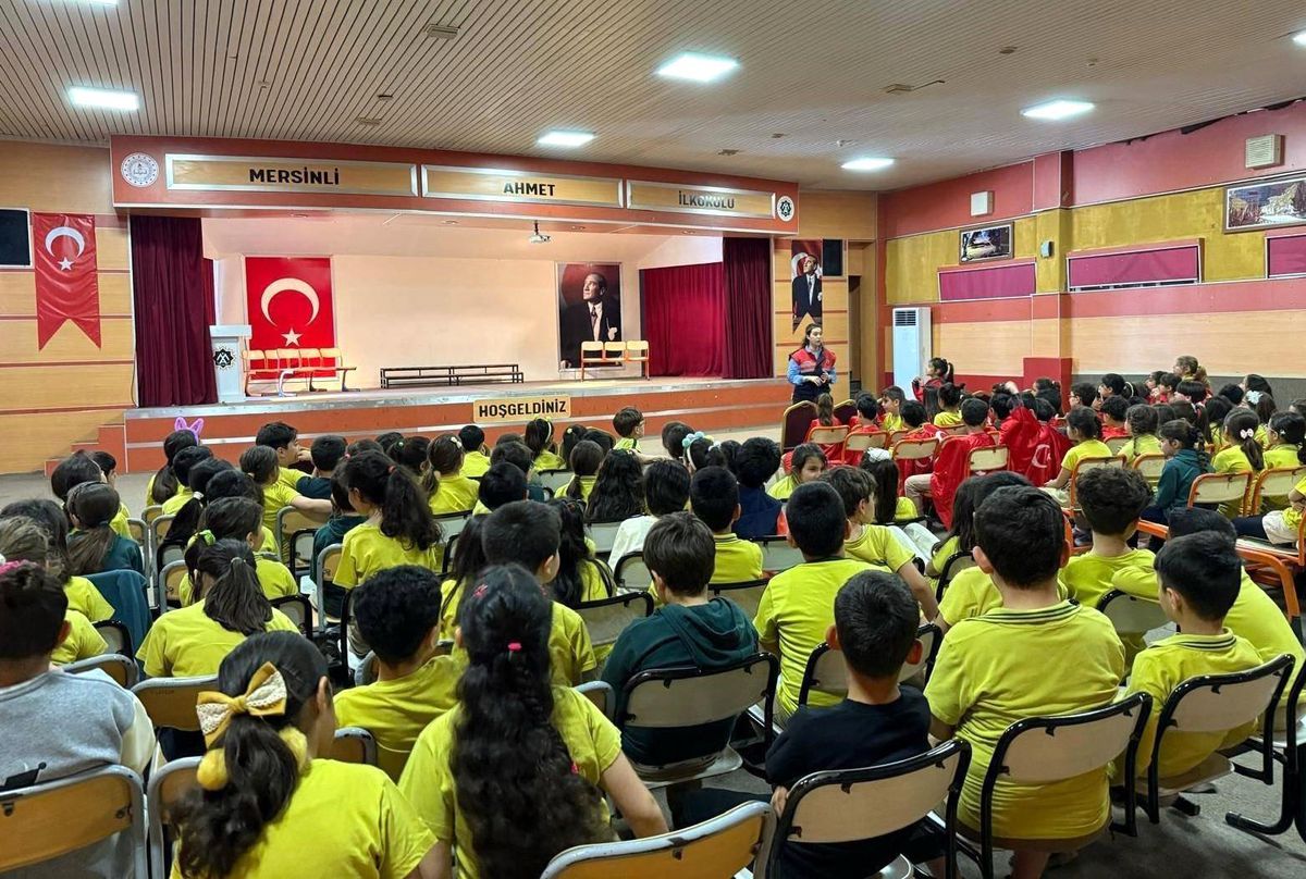 Jandarmadan öğrencilere siber farkındalık eğitimi