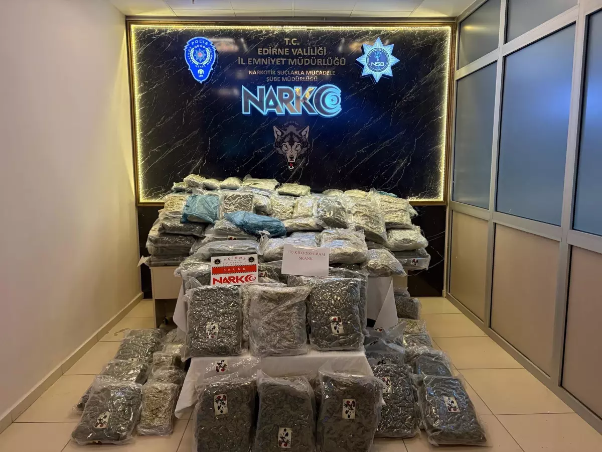 Kapıkule Sınır Kapısı'nda 171 Kilo Uyuşturucu Ele Geçirildi