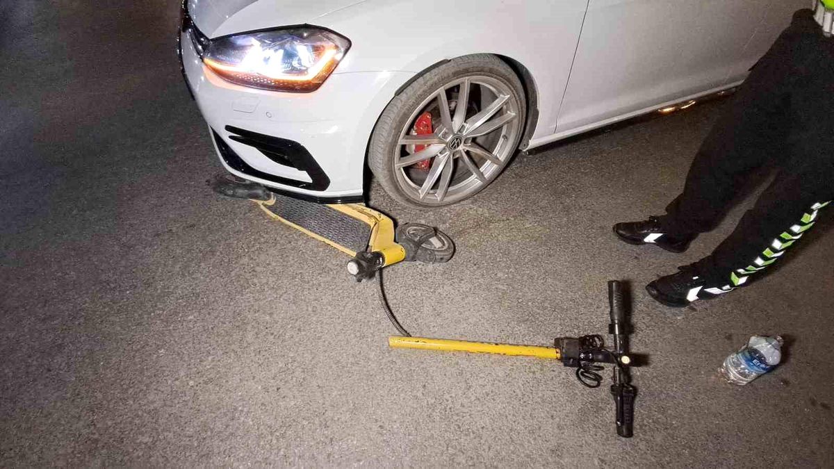 Karaman'da Elektrikli Skuter ile Otomobil Çarpıştı: 2 Yaralı