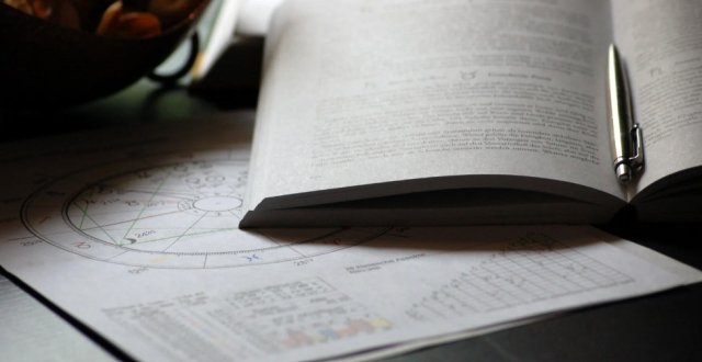 Kova burcu kadını ve Yay erkeği burç uyumu: Kova ile Yay burcu nasıl anlaşır?