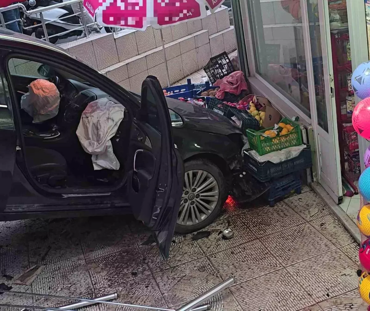Ordu'da Otomobil Kazası: Market Faciası Önlenmiş Olabilir