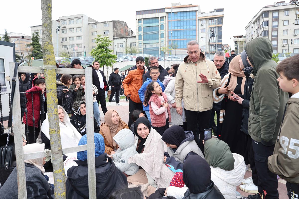 Sultangazi Belediyesi Deprem Sonrası Destek Faaliyetlerine Başladı