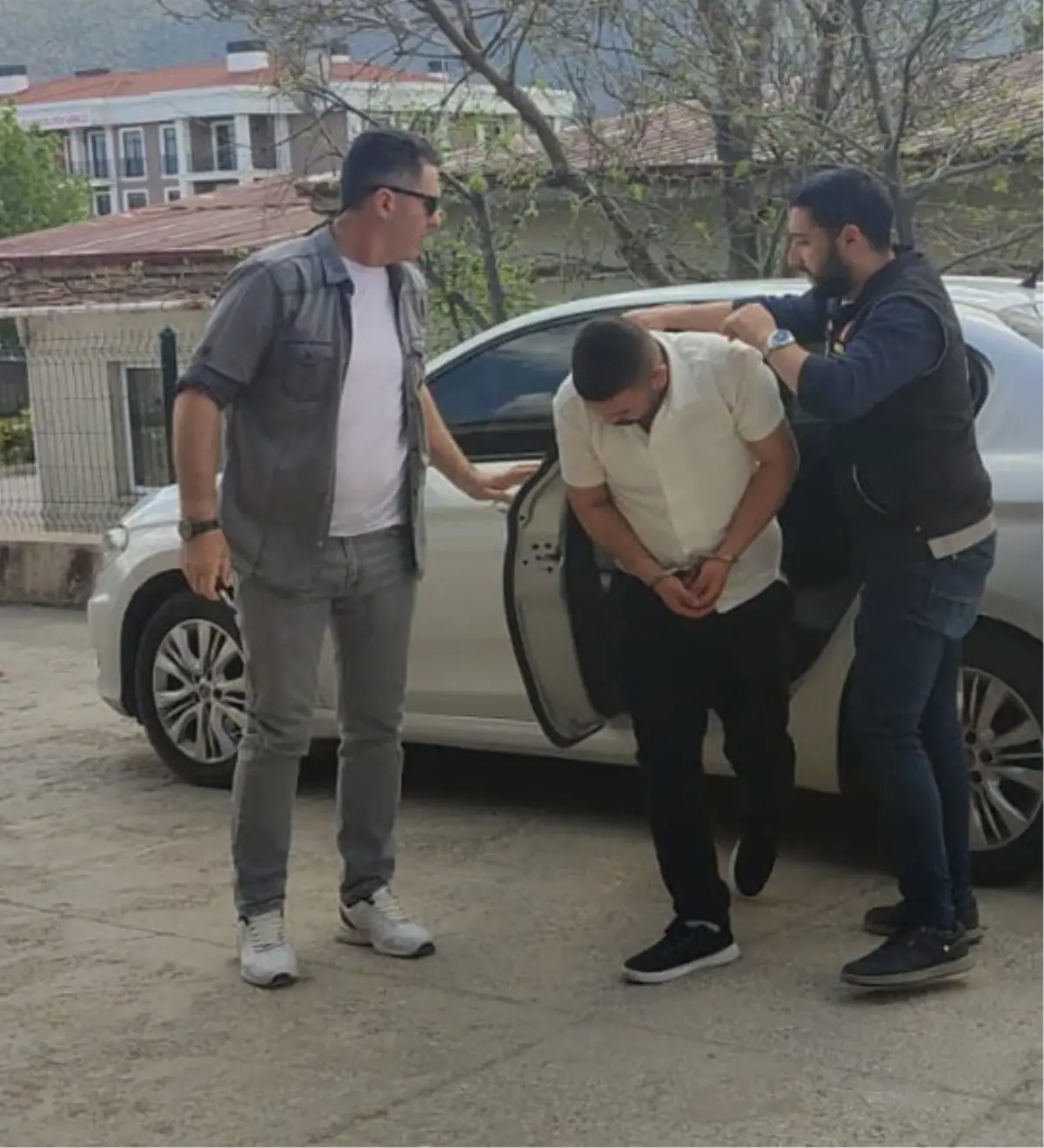 Yolcu Otobüsünde Uyuşturucu Bulundu: Bir Kişi Tutuklandı