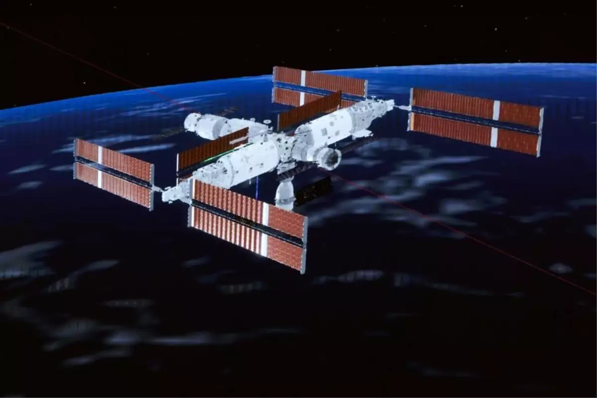 Çin'in Shenzhou-20 Uzay Aracı Başarıyla Uzay İstasyonuna Kenetlendi