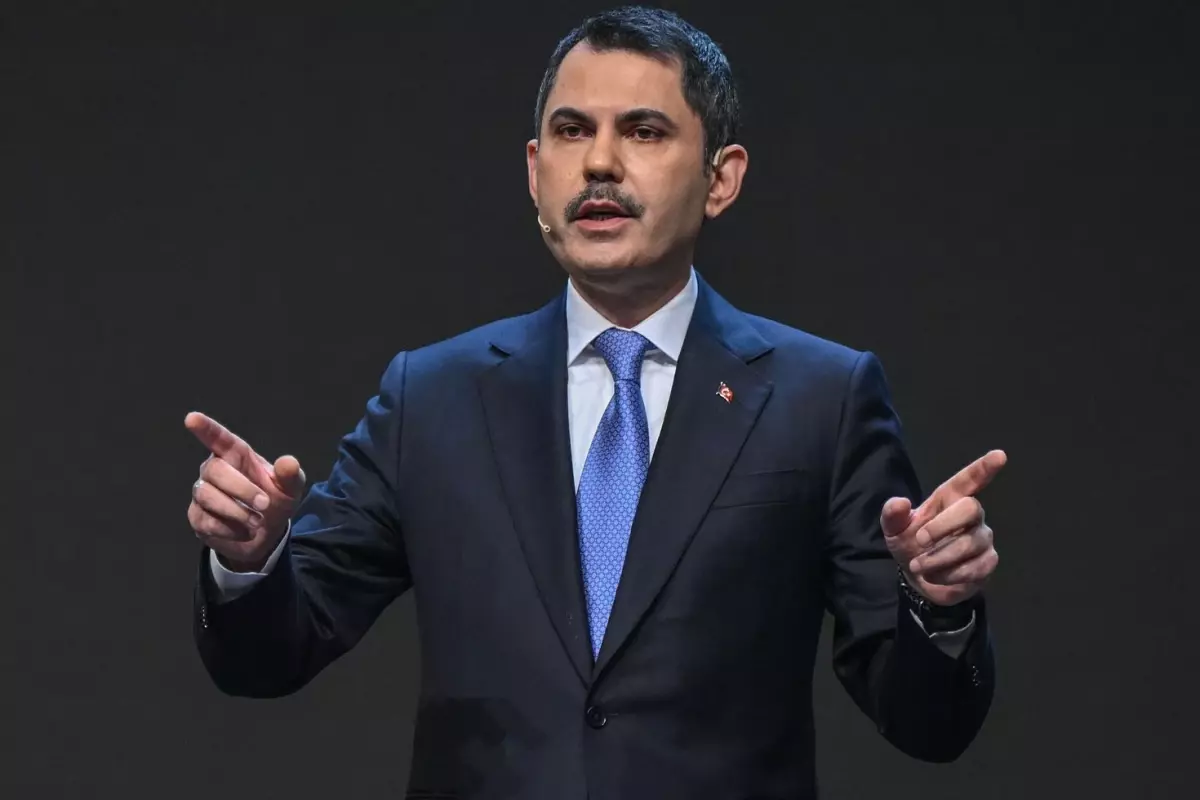 Bakan Murat Kurum açıkladı: Depremde en çok hasar ihbarı hangi ilçelerden geldi?