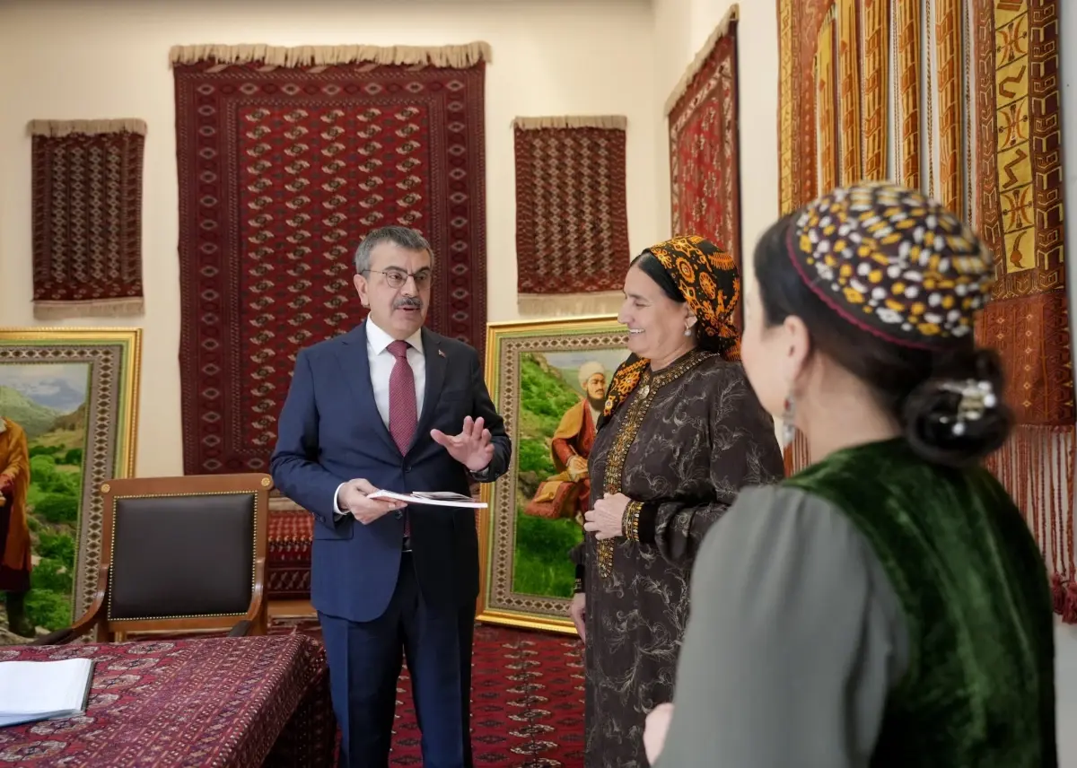 Bakan Tekin, Türkmenistan'da Kültürel Ziyaretler Gerçekleştirdi
