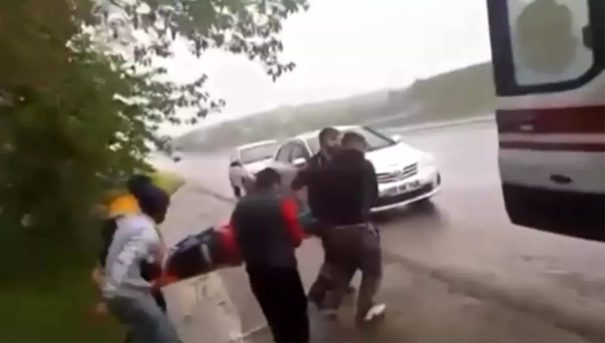Batman-Kozluk Karayolunda Yağış Sonrası Kaza: 3 Yaralı