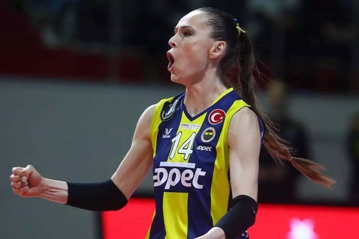 Eda Erdem voleybolu bırakıyor! Fenerbahçe'deki yeni görevi belli oldu