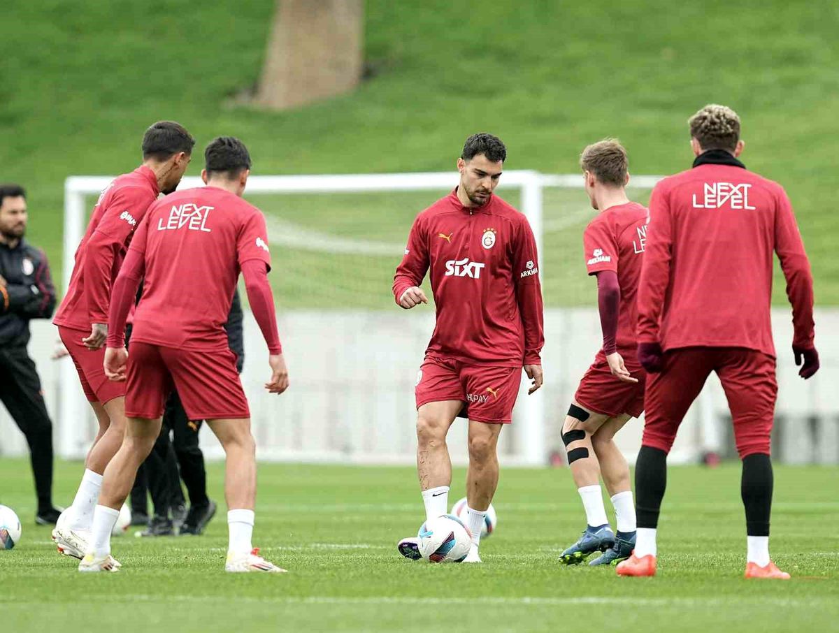 Galatasaray, Eyüpspor Maçı İçin Antrenman Yapıyor