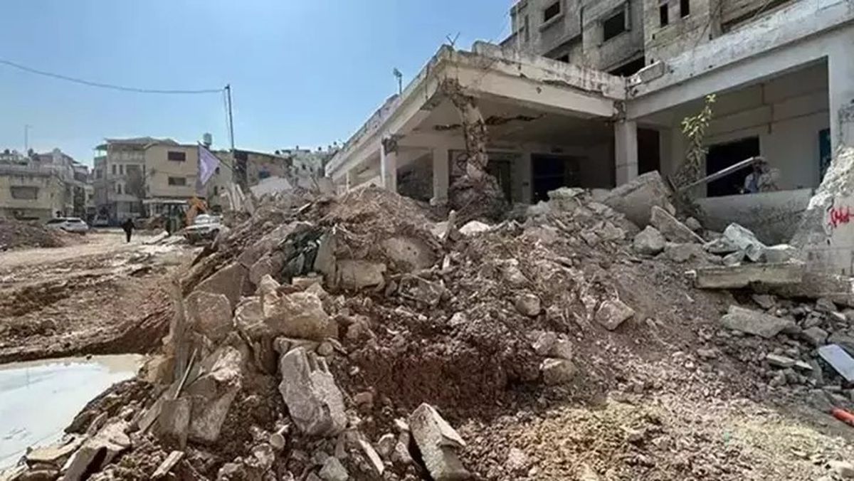 İsrail'in Gazze Saldırıları: Ölü Sayısı 51 Bin 439'a Yükseldi