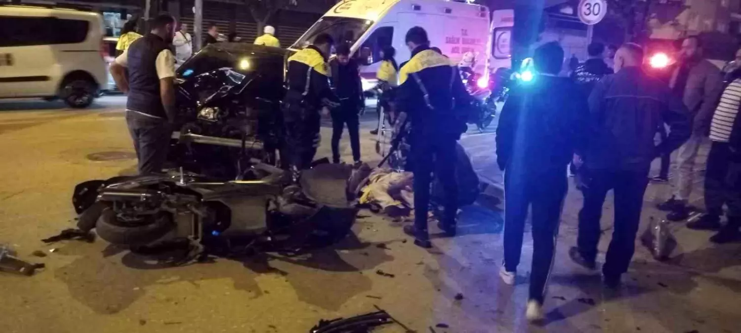Gemlik'te Otomobil ile Motosiklet Çarpıştı: Bir Kişi Ağır Yaralı