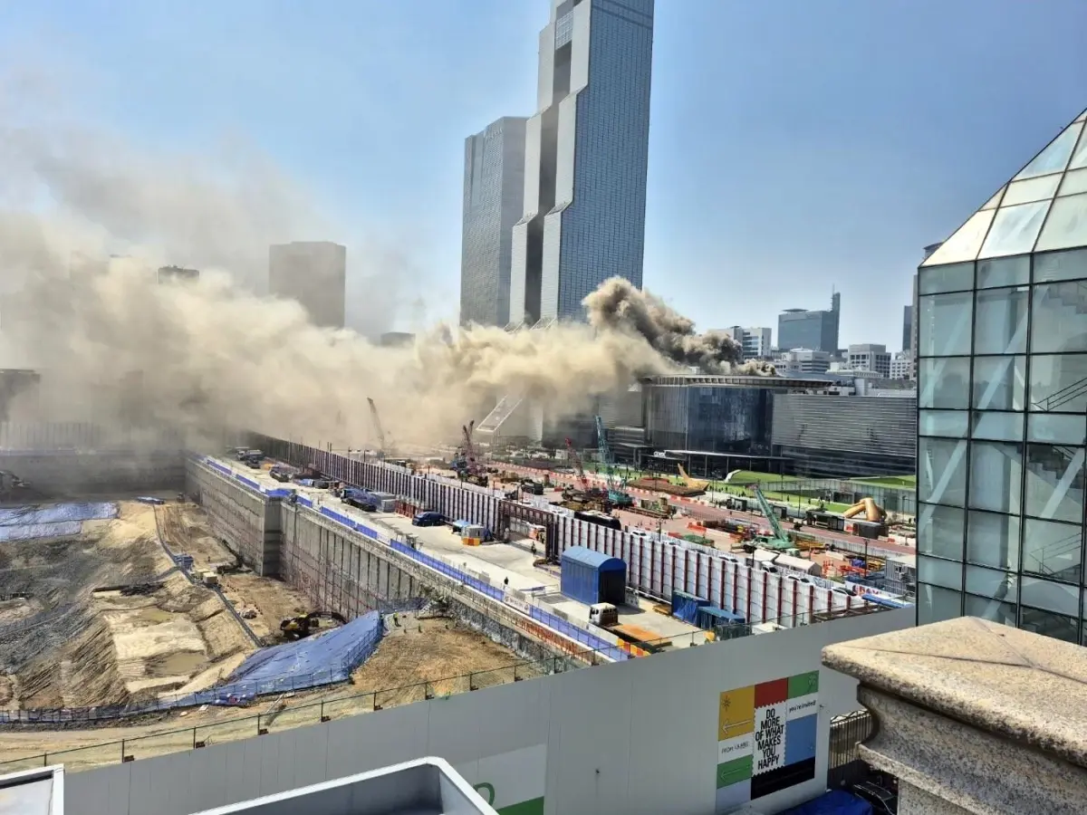 Seul'de COEX Kongre Merkezi'nde Yangın Paniği