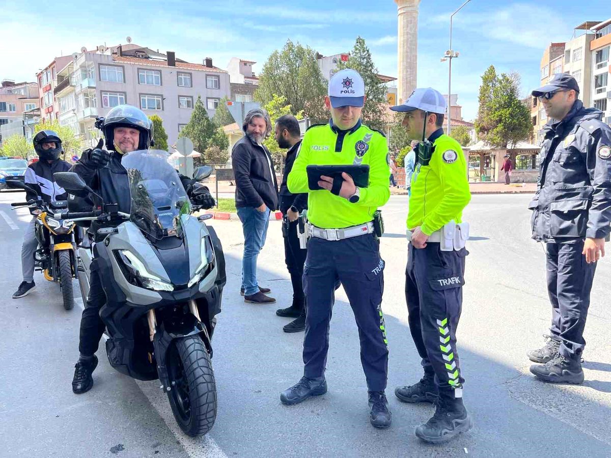 Tekirdağ'da Motosiklet Sürücülerine Yönelik Denetim Yapıldı