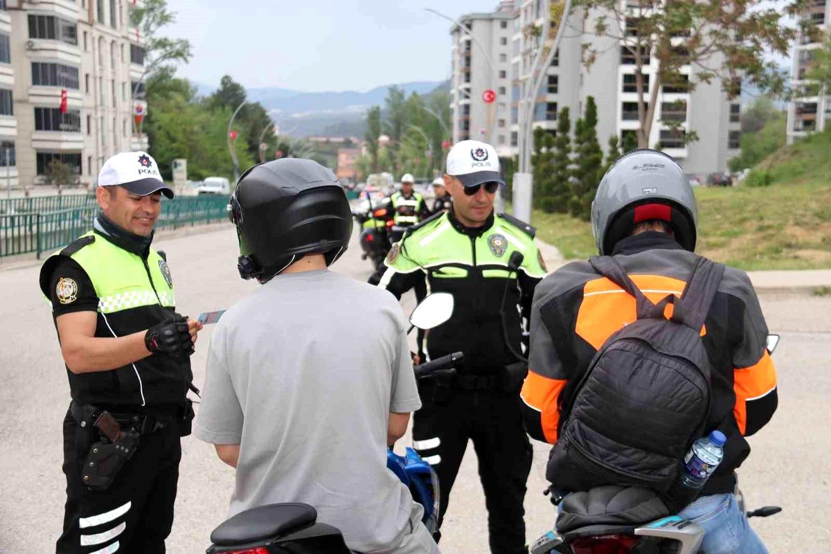 Karabük'te Motosiklet Denetiminde 72 Sürücüye Cezai İşlem