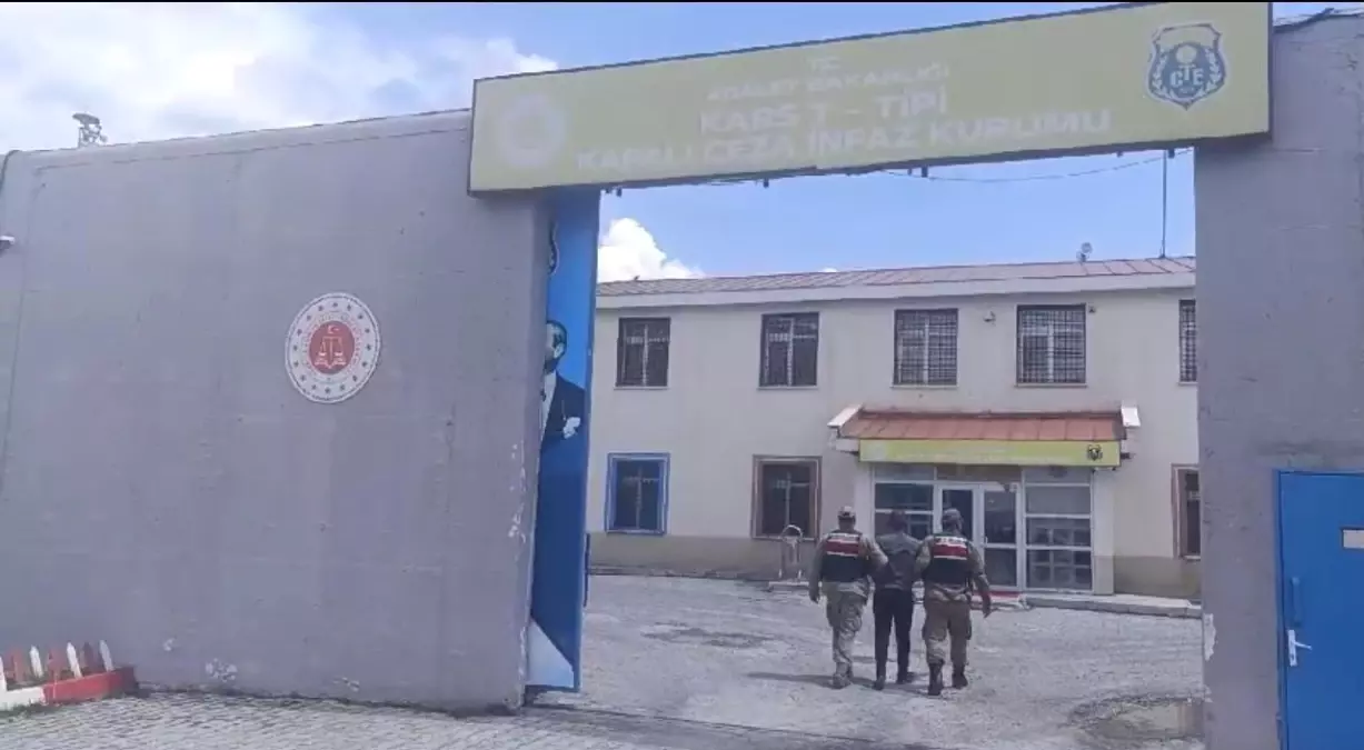 Kars'ta Aranan Şahıs Jandarma Tarafından Yakalandı