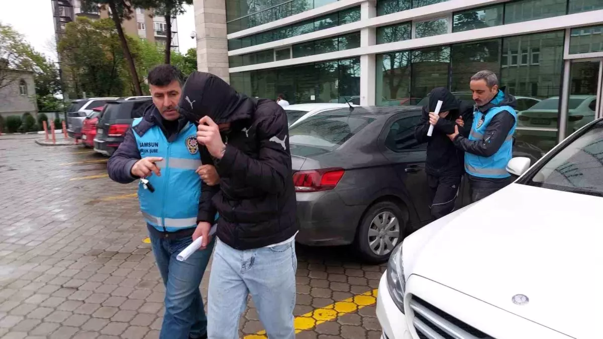 Samsun'da Öğretmene Bıçaklı Saldırı: İki Kişi Tutuklandı