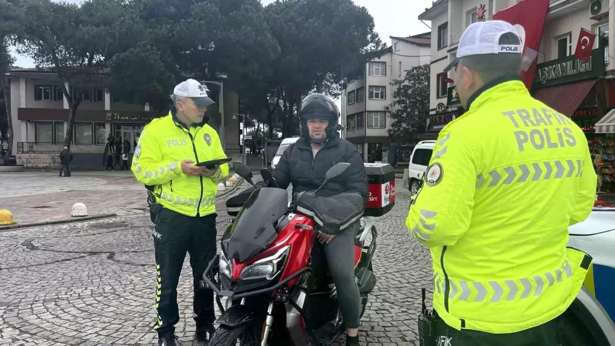 Ünye'de Motosiklet Denetimlerinde 70 Bin Lira Ceza Kesildi