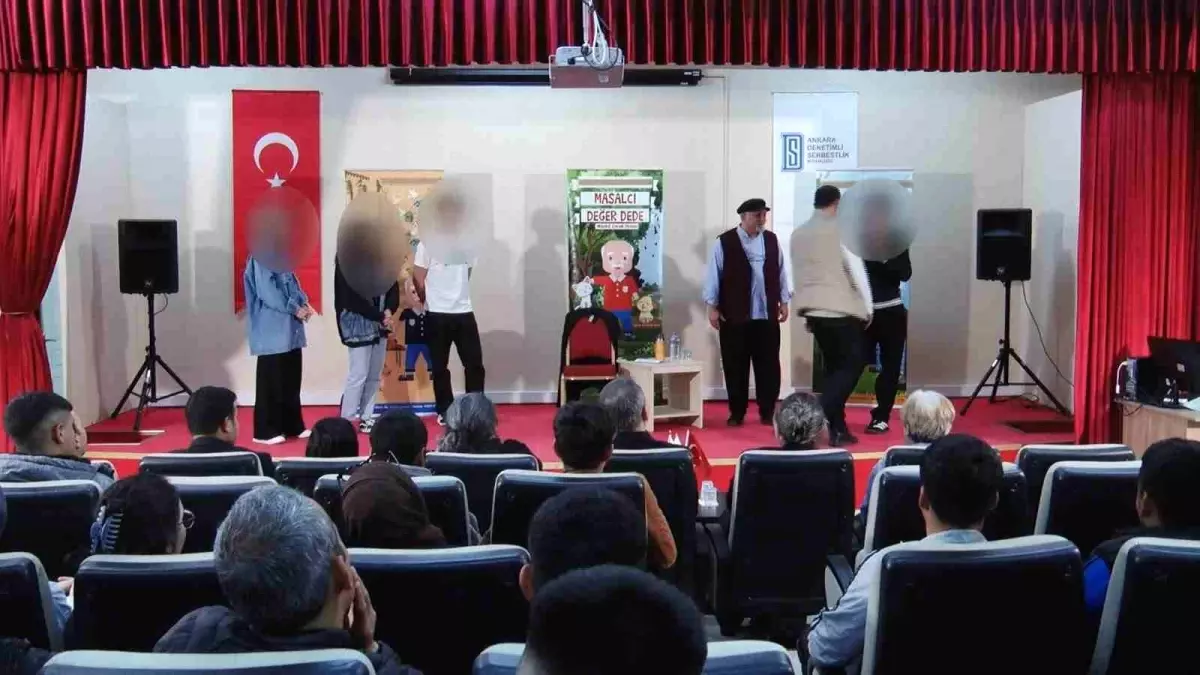 Suça Sürüklenen Çocuklar İçin Tiyatro Festivali
