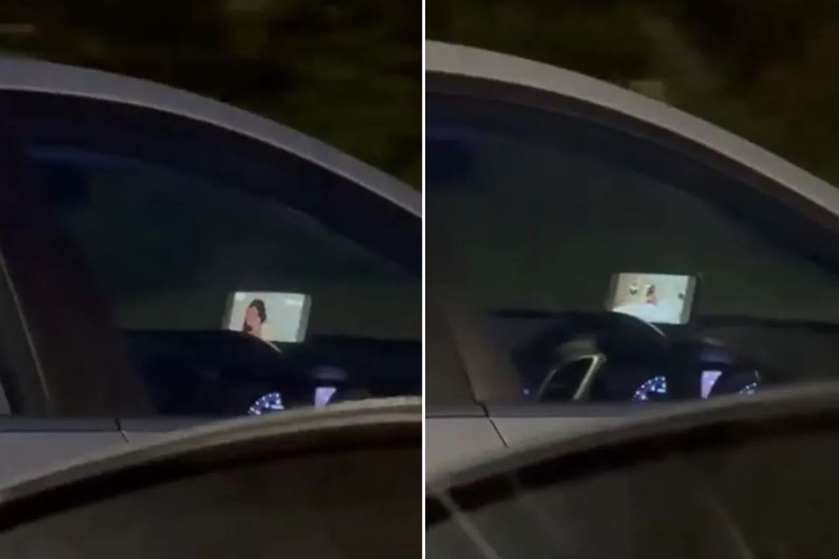 Sürücü kadın, otobanda film izleyerek araç kullanırken görüntülendi