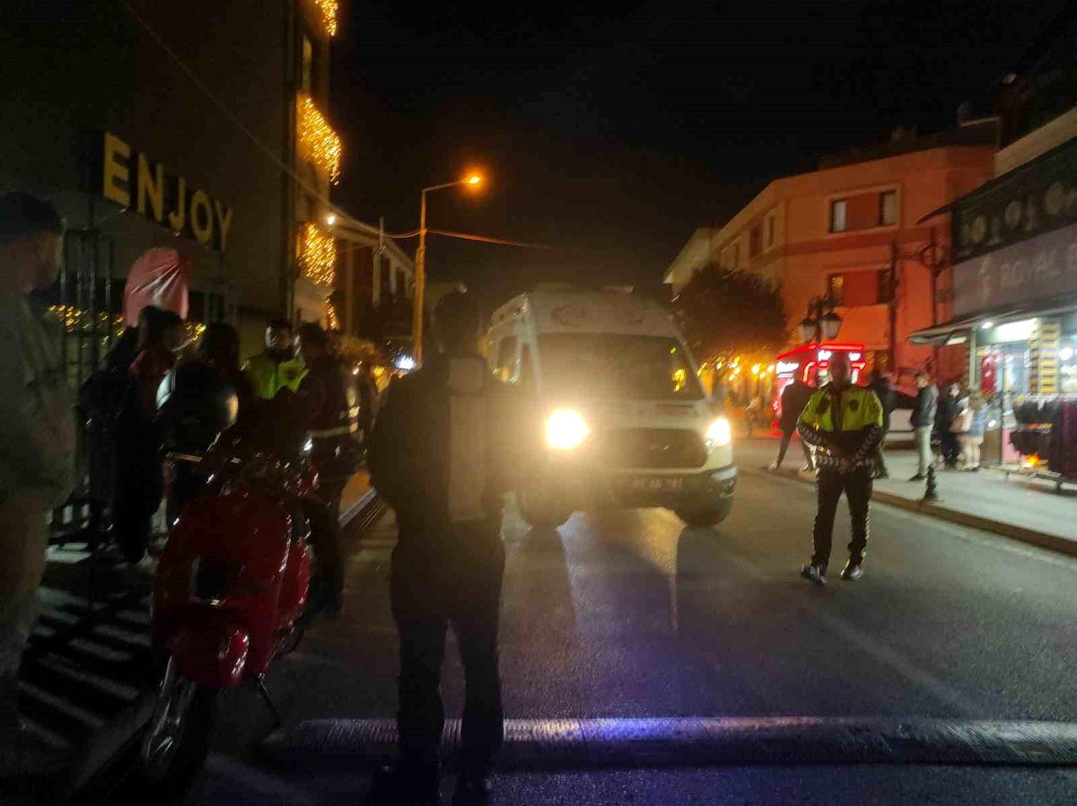 Tekirdağ'da Otomobil ve Motosiklet Çarpıştı, Sürücü Yaralandı